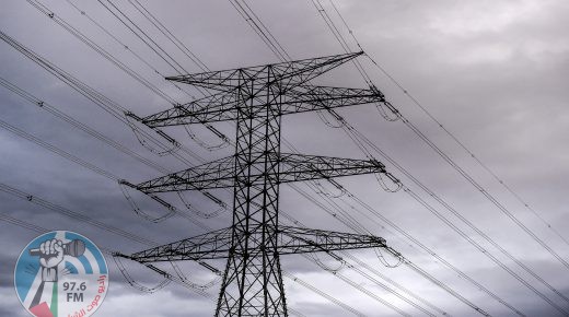 FIGUERES, SPAIN - FEBRUARY 17: A electricity transmission pylon stands on February 17, 2015 near Figueres, Spain. France and Spain inaugurate the newly combined electrecity project on February 20 which will connect both countries after thirty years of demands by the Spanish Goverment, allowing an increase of opportunities for operations with renewable energies. This project has been funded to the amount of 225 million euros by the European Energy Program for Recovery. The new interconnection line will double its total commercial exchange capacity from 1,400 megawatts to 2,800, reaching the 6% of the current maximum demand in Spain instead of the 10% recommended by the UE. (Photo by David Ramos/Getty Images)