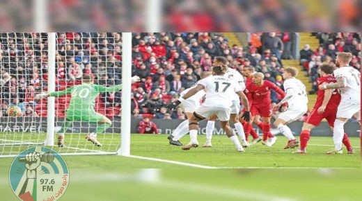 ليفربول يحقق فوزا “مريحا” بغياب صلاح وماني