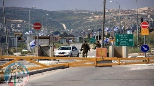 قوات الاحتلال تغلق حاجز بيت فوريك وتقتحم قرية روجيب شرق نابلس