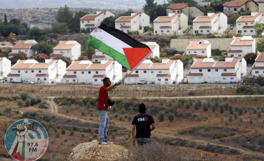 “واشنطن بوست”: على إسرائيل أن تختار بين الانسحاب من الأراضي المحتلة أو منح الفلسطينيين حقوق مواطنة