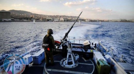 زوارق الاحتلال تستهدف الصيادين في بحر شمال غزة