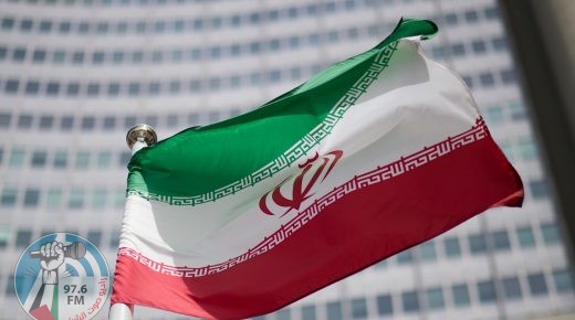 تراجع النفط 2 بالمئة مع قرب التوصل إلى اتفاق بشأن نووي إيران