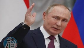 Russian President Vladimir Putin gestures as he talks during a press conference with Hungarian Prime Minister after their meeting at the Kremlin in Moscow on February 1, 2022. (Photo by YURI KOCHETKOV / POOL / AFP)