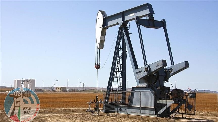أسعار النفط ترتفع بعد خسائر فادحة