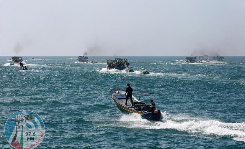 الاحتلال يستهدف الصيادين والمزارعين شمال وجنوب قطاع غزة