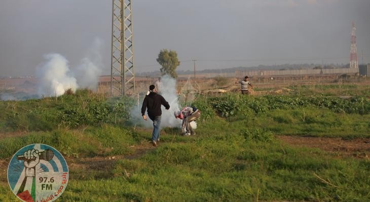 الاحتلال يطلق النار والغاز شرق الوسطى وخان يونس