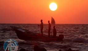 أجواء صافية وحارة اليوم