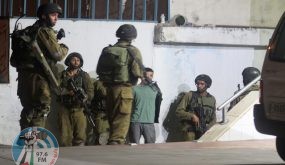 بيت لحم: الاحتلال يعتقل مواطنا ويسلم بلاغا للتحقيق لآخر