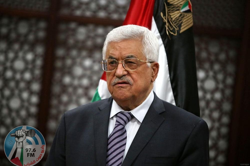 أردان يشن هجومًا حادًا على الرئيس عباس ويتهمه بدعم “الإرهاب”
