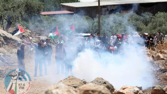 إصابة 97 مواطنا إثر قمع الاحتلال لمسيرة مناهضة للاستيطان في بيت دجن