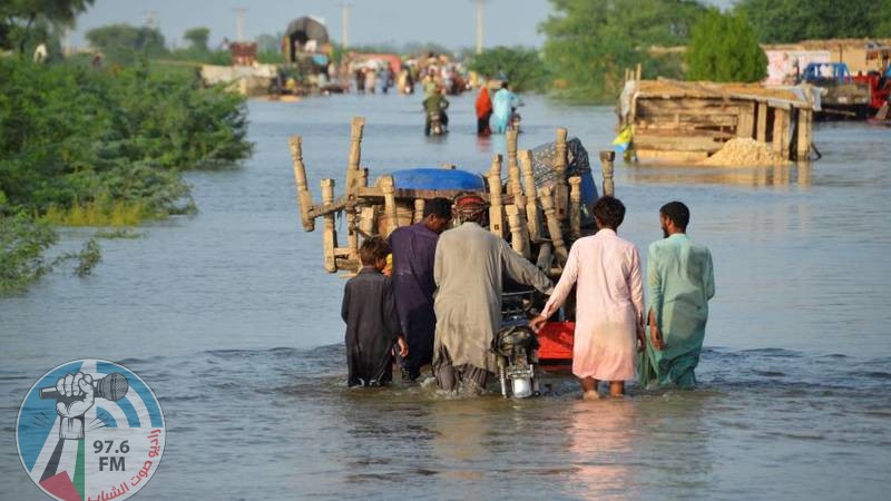 ارتفاع ضحايا الفيضانات في باكستان إلى 1061
