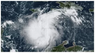الإعصار "إيان" يقترب من كوبا وفلوريدا تتأهب لوصوله