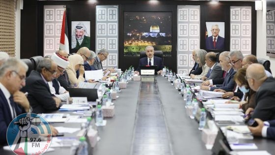 مجلس الوزراء يشكل فريقا لمتابعة إنجاز اتفاقية حول الغاز الفلسطيني مع مصر