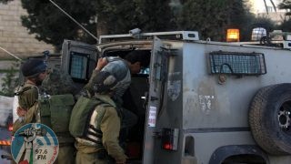 الاحتلال يعتقل اربعة مواطنين من الخليل