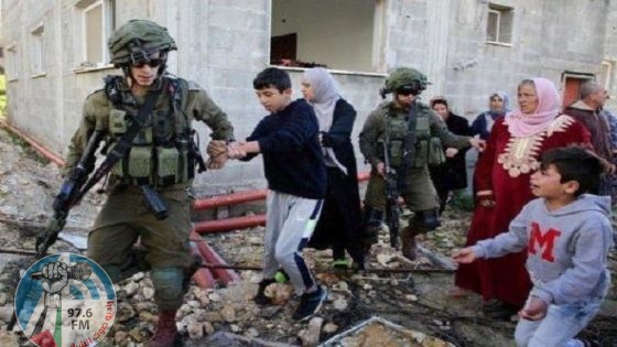 الاحتلال يعتقل طفلين شقيقين من مخيم بلاطة