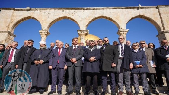 وفد دبلوماسي أوروبي يزور المسجد الأقصى ويطلع على تطورات الأوضاع فيه