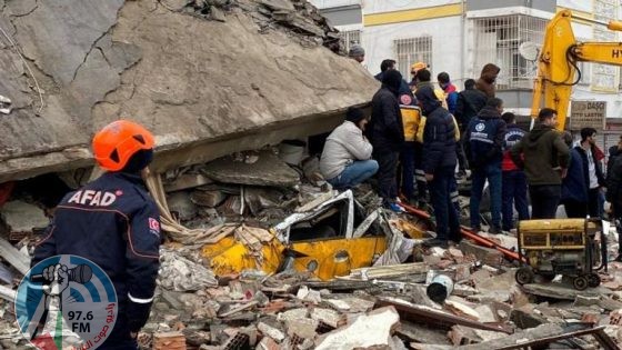 الحصيلة الإجمالية لضحايا الزلزال ترتفع إلى 8364 قتيلا في تركيا وسوريا