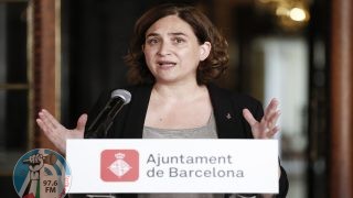 رئيسة بلدية برشلونة آدا كولاو