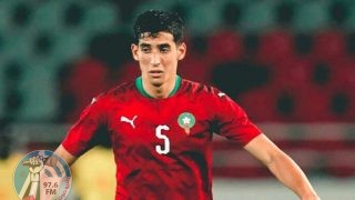 اللاعب نايف أكرد