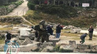 قوات الاحتلال تغلق 3 مداخل لبلدة سبسطية شمال غرب نابلس