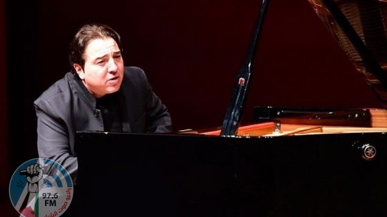 عازف البيانو التركي فاضل ساي