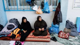 نساء نازحات في غزة