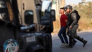 الاحتلال يعتقل شابين من أريحا
