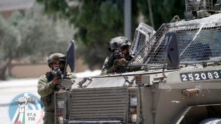 الاحتلال يصيب مواطنا بالرصاص ويعتقل تسعة آخرين في يطا