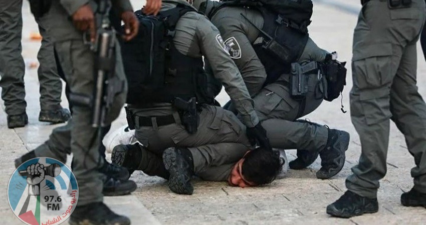 الاحتلال يعتقل سبعة شبان من القدس