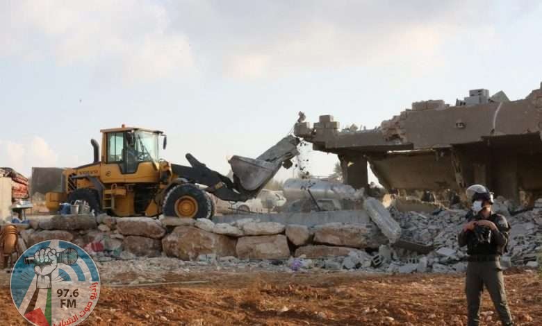الاحتلال يهدم منزل في بلدة يطا جنوب الخليل
