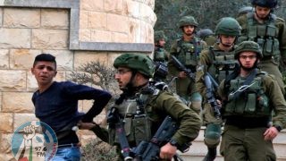 الاحتلال يعتقل أربعة مواطنين من الخليل بينهم امرأة