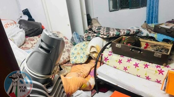 صورة من اثار الخراب الذي سببه الاحتلال بمنازل المواطنين في الظاهرية