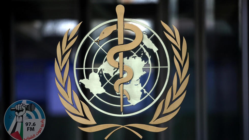 FILE PHOTO: FILE PHOTO: A logo is pictured on the headquarters of the World Health Organization (WHO) ahead of a meeting of the Emergency Committee on the novel coronavirus (2019-nCoV) in Geneva, Switzerland, January 30, 2020. REUTERS/Denis Balibouse/File Photo