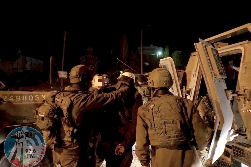 الاحتلال يعتقل 4 مواطنين من رام الله
