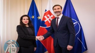 السفيرة الخالدي تطلع وزير خارجية سلوفاكيا على تطورات العدوان على شعبنا