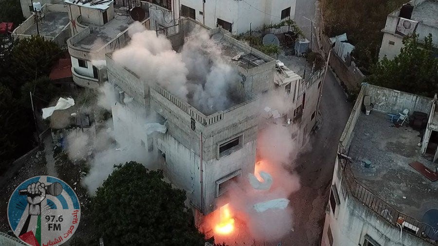 قوات الاحتلال تفجر منزل أسير في عوريف