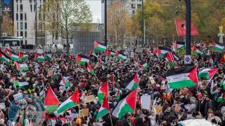 لاهاي: مسيرة داعمة لفلسطين ومنددة بالعدوان على قطاع غزة