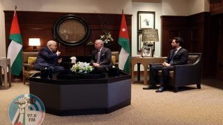 الرئيس يجتمع مع العاهل الأردني