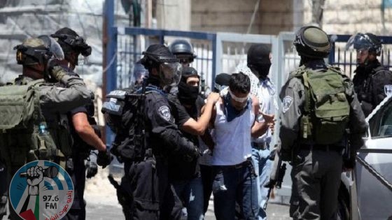 قوات الاحتلال تعتقل مواطنين من القدس