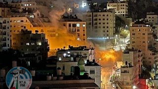 الاحتلال يفجر منزل الشهيد حسن قفيشة في الخليل
