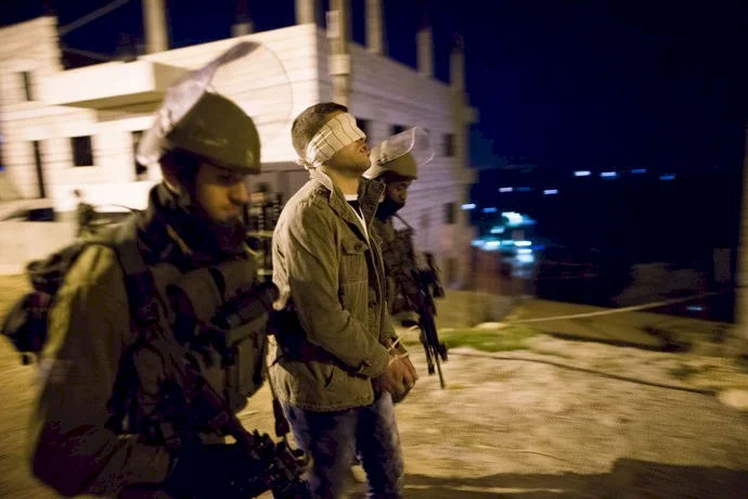 الاحتلال اعتقل 7040 مواطنا منذ بدء العدوان في السابع من تشرين الأول الماضي