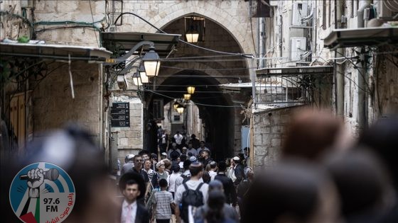 مستوطنون يعتدون على راهب ألماني في البلدة القديمة من القدس