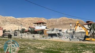 الاحتلال يهدم منزلا وبركسين في الديوك التحتا غرب أريحا
