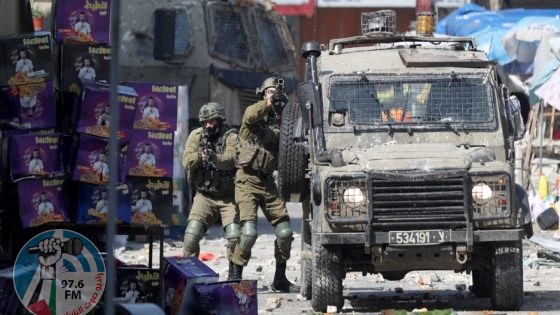قوات الاحتلال تقتحم نابلس وتعتقل شابين