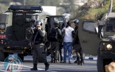 الاحتلال يعتقل خمسة مواطنين من الخليل