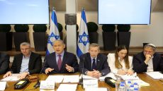 في ظل الأزمة- تأجيل جلسة الحكومة الاسرائيلية حول قانون التجنيد