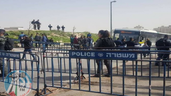 الاحتلال ينصب حاجزين عسكريين في بلدتي سلوان وأم طوبا في القدس