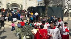 الاحتلال يحرم آلاف المواطنين المسيحيين من الوصول إلى القدس في أحد الشعانين