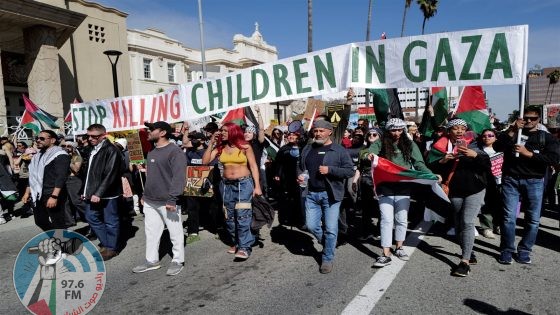 تظاهرة في لوس انجلوس تضامنا مع شعبنا ومطالبة بوقف العدوان على غزة
