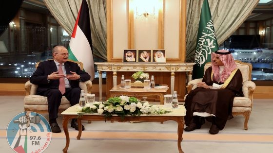 رئيس الوزراء يلتقي وزير الخارجية السعودي في مكة